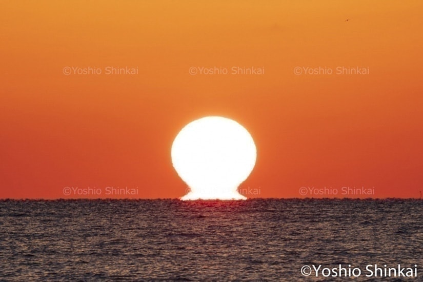 ダルマ太陽の日本海
