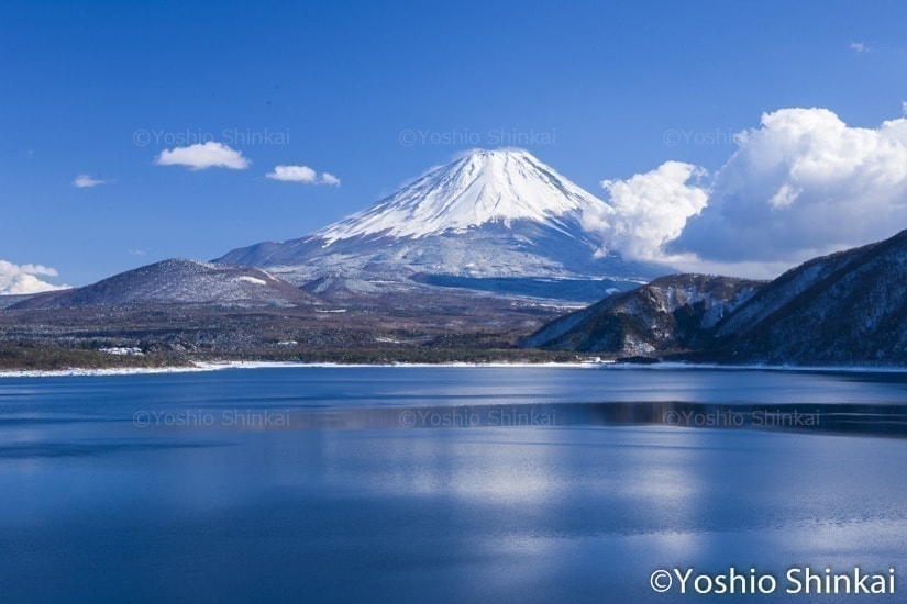 本栖湖の富士山